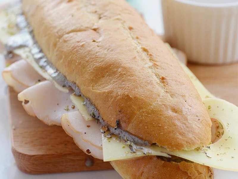 Quraish Cheese With Roumi Cheese Sandwich