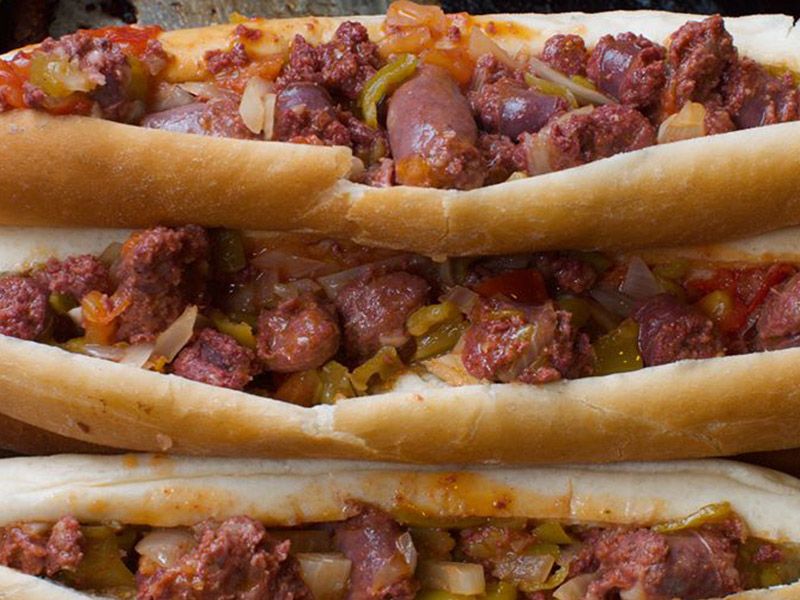 Grilled oriental sausage sandwich