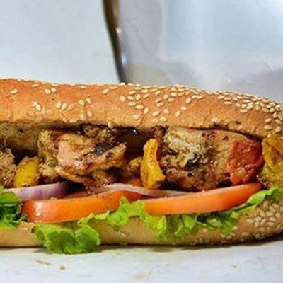 ساندوتش شيش طاووق