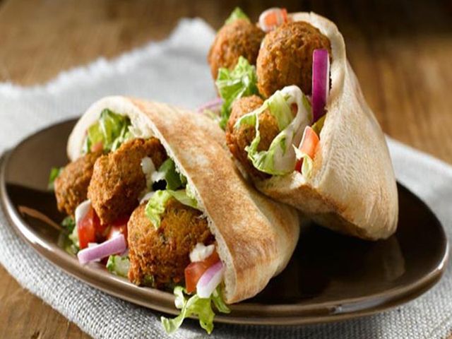 falafel sandwich