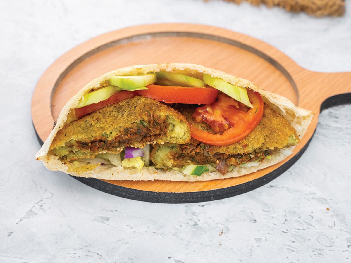 Stuffed Taamia sandwich