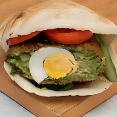 Taamia Chick Eye Sandwich