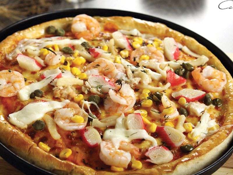 Seafood Pizza
