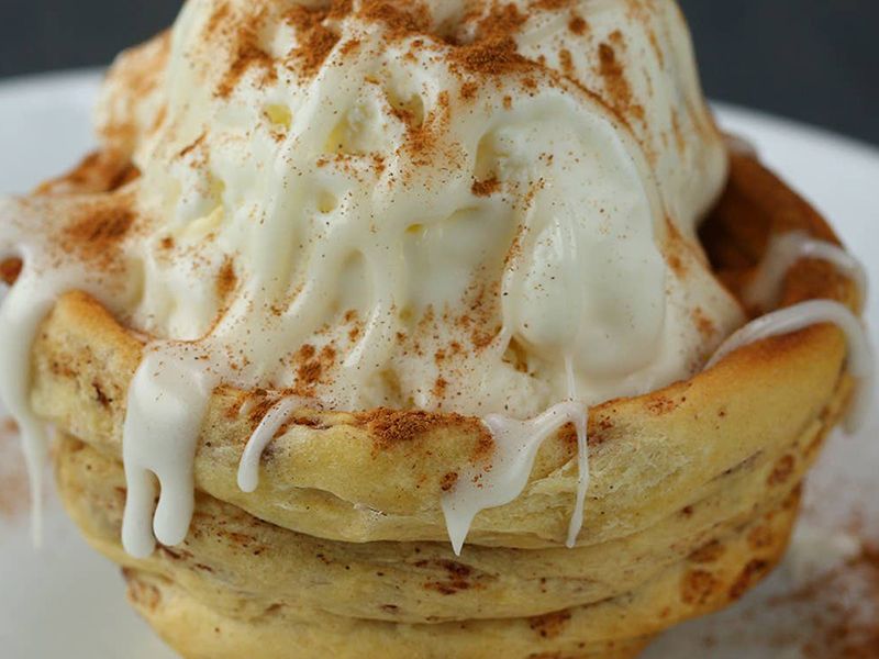 Cinnabon With Ice Cream