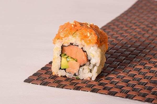 Spicy Salmon Ura Fried Roll