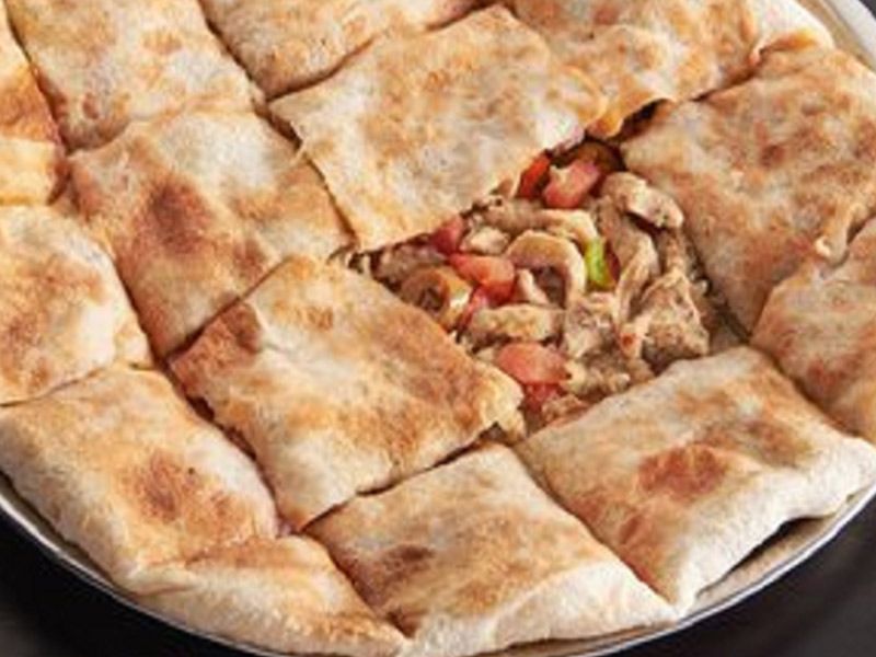 Vegetables Oriental Pizza