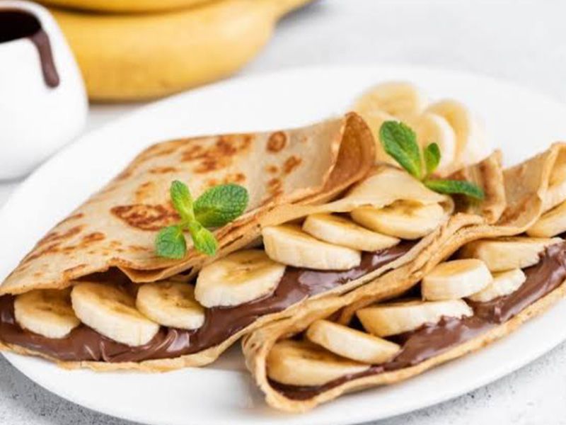 Chocolate With Banana Crepe