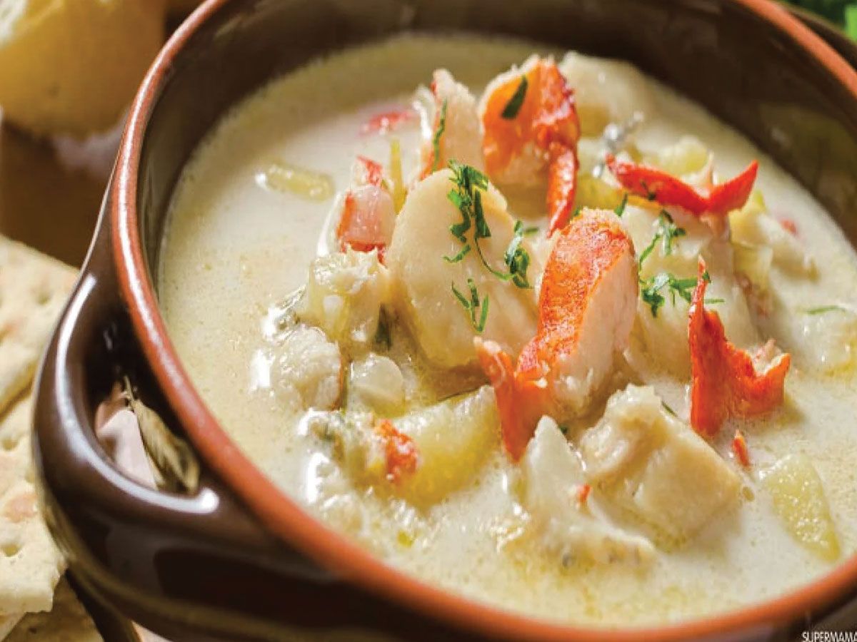Sea fruits with cream soup