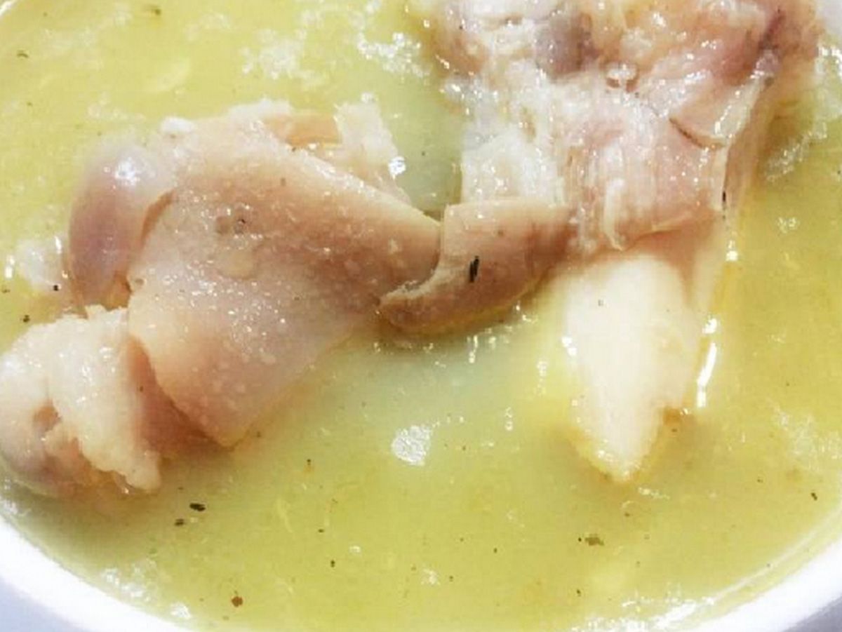 Boneless Knuckles Soup