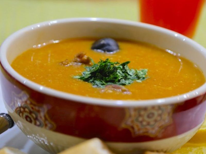 Quaker With Mutton Meat Soup