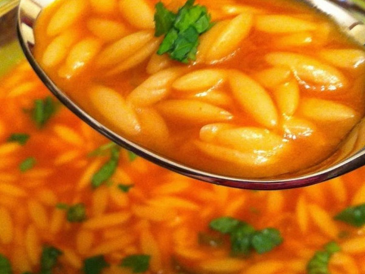 Orzo soup with meat broth
