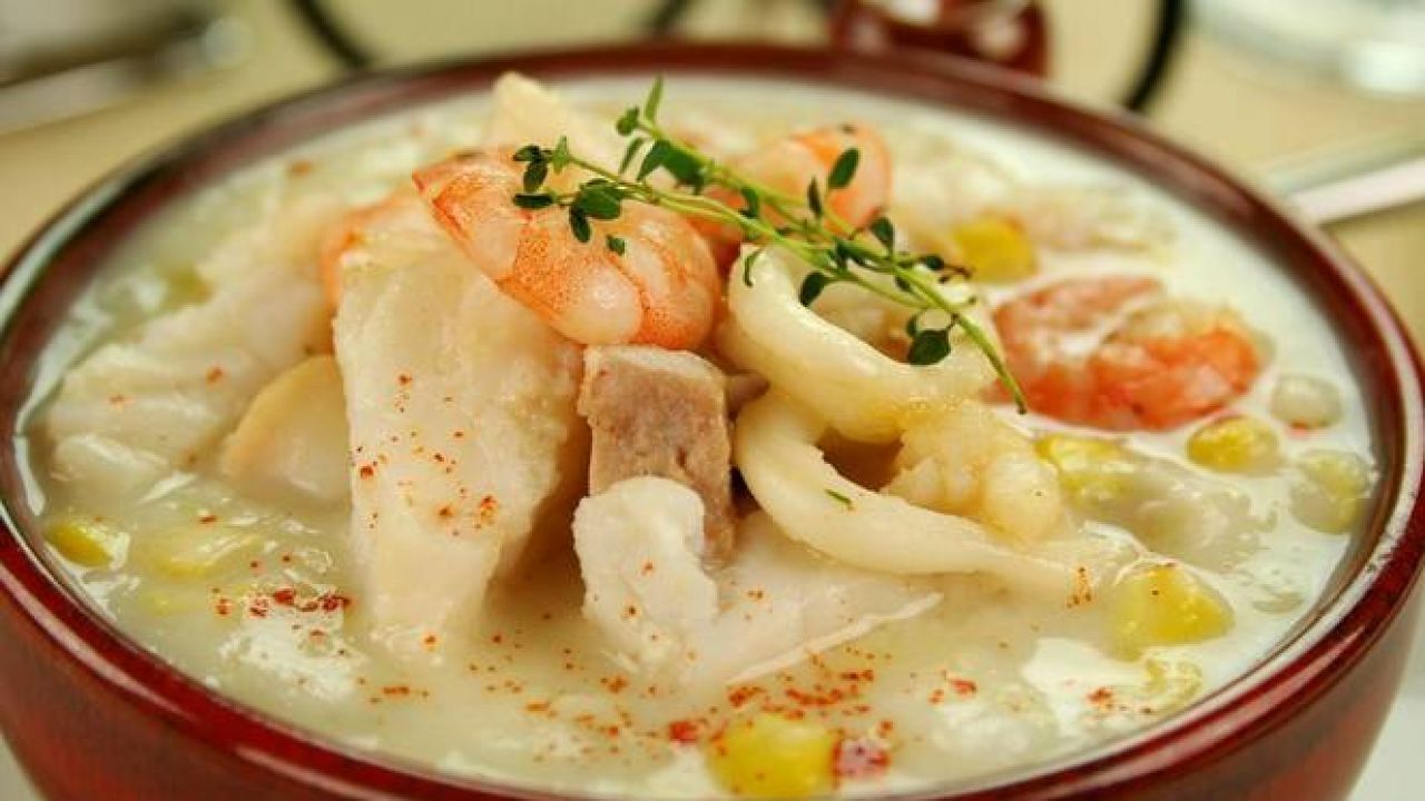 14. Sweet Corn With Seafood Soup