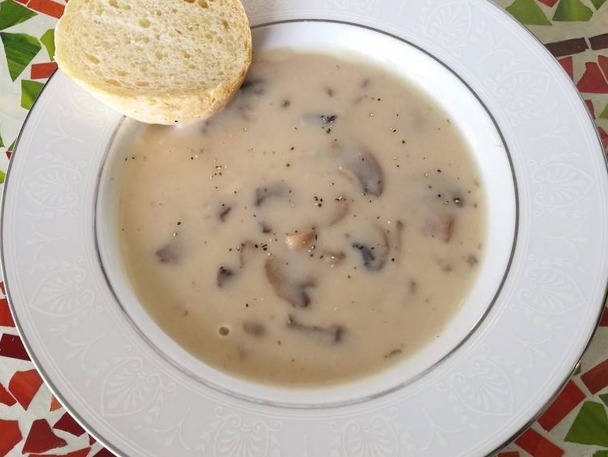 Mushroom soup with Creamy sauce