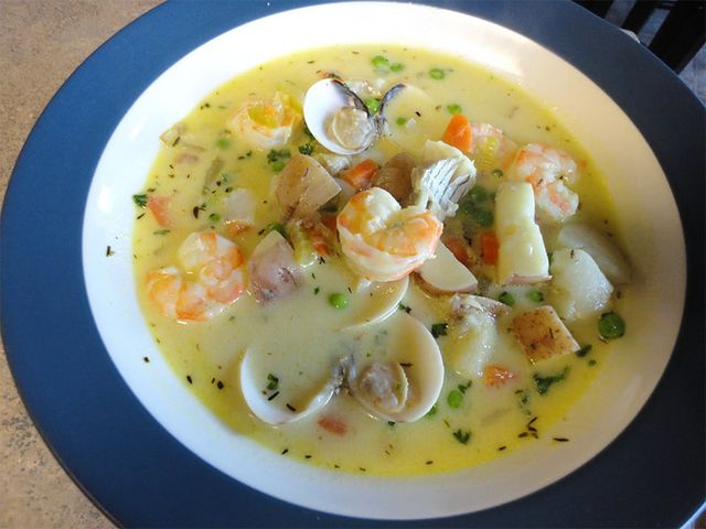 Peeled Seafood Soup