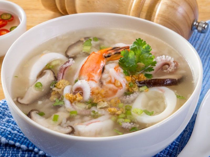 Boneless Seafood With Roe Soup