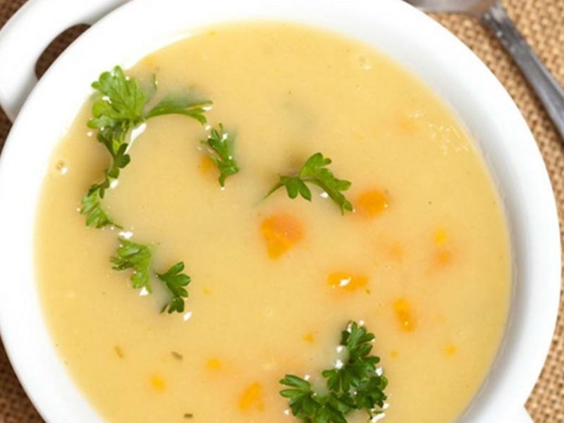 Chicken with Onions Soup