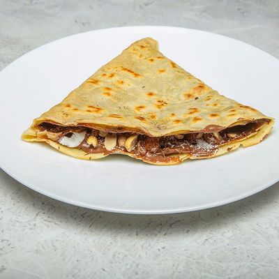 كريب شوكولاتة بالمكسرات