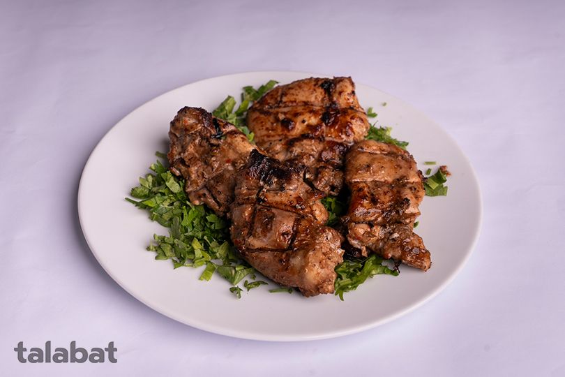 Charcoal-grilled chicken shish