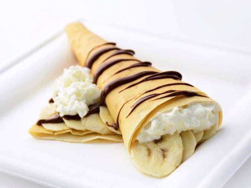 White Chocolate With Cream And Banana Crepe