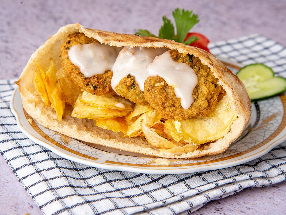Saroukh Al-Raiq sandwich