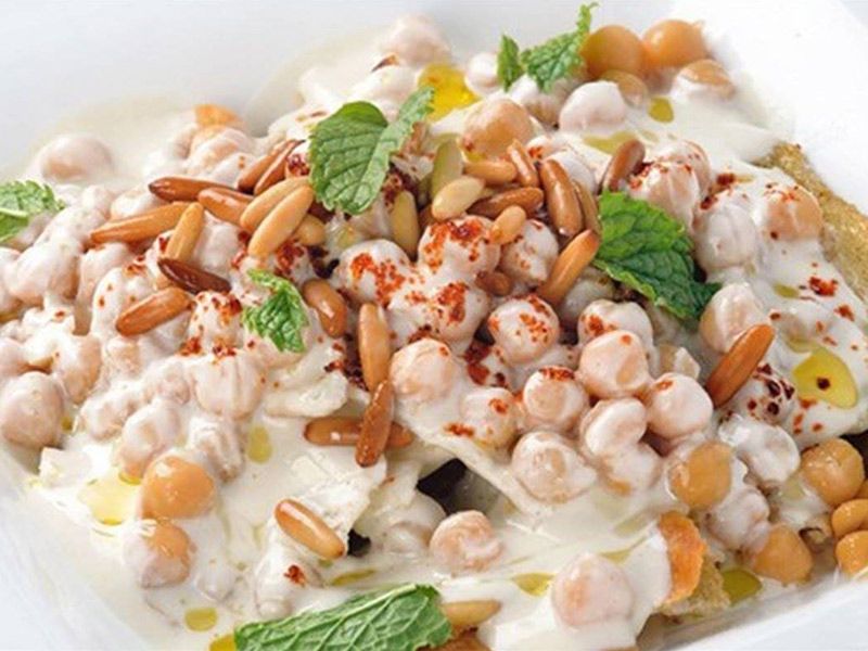 Chickpeas Fatteh Platter