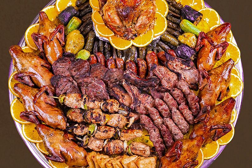 El Eila ElKabeera Tray