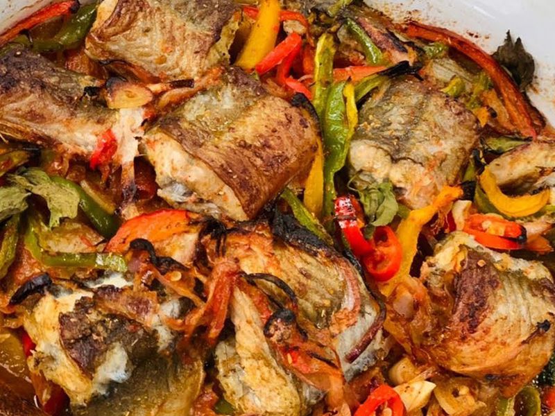 Eel Fish With Shrimp And Potatoes Tray