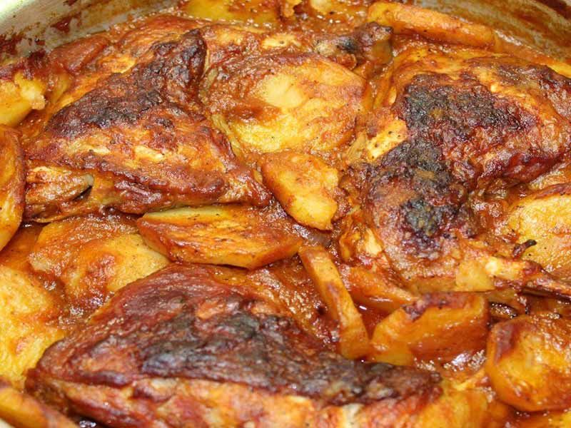 Oven Baked Potatoes With Chicken Tray