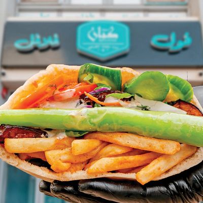 Tahaabeesh Potato Sandwich