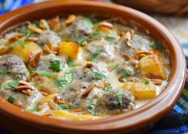 Kofta With Sesame Paste Salad Tray