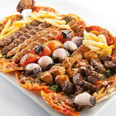 طبق عائلي