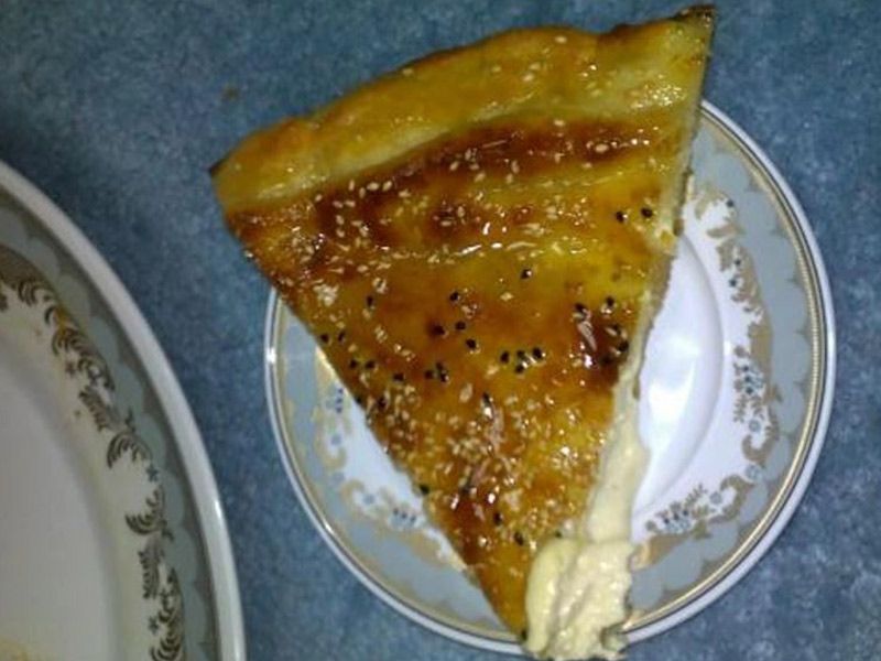 Qeshta Pie