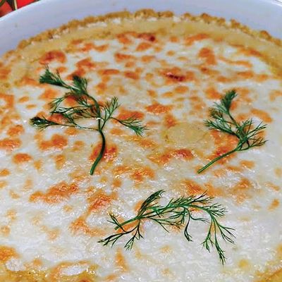 طاجن بطارخ بالصلصة البيضاء
