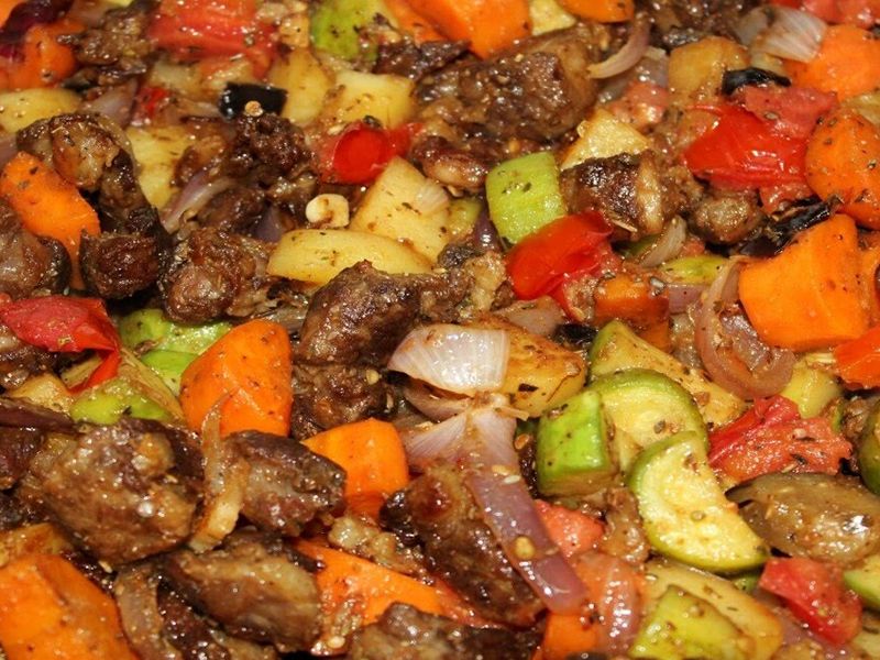 Vegetables With Meat Pottery Casserole