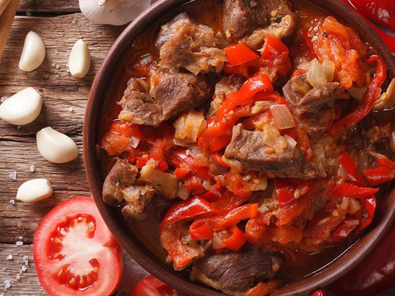 Oxtail With Onion Casserole