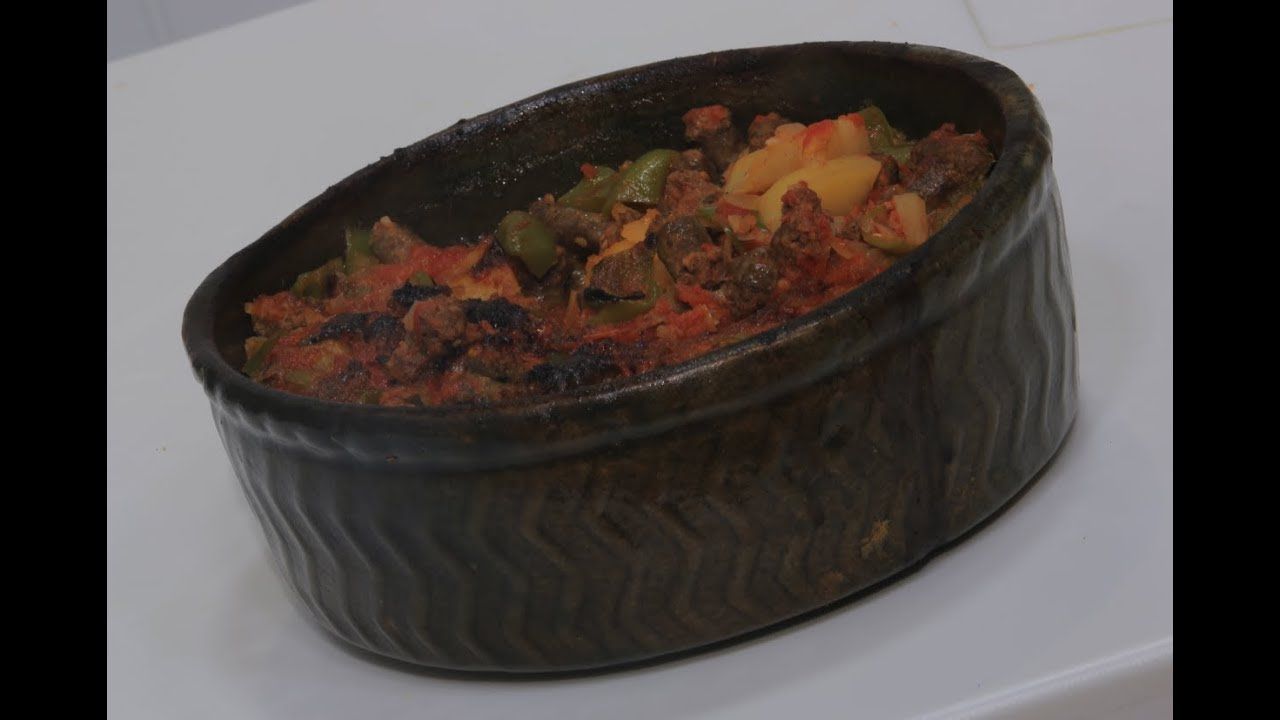 Potato With Meat Pottery Casserole
