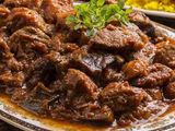 Veal Cubes With Onion Casserole