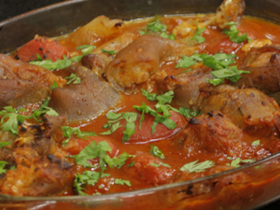 Knuckles With Onion Casserole
