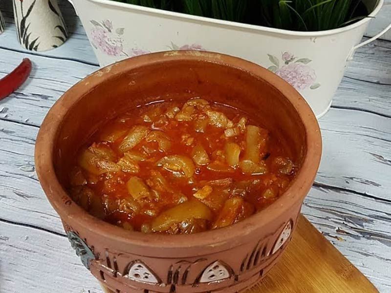 Boneless Knuckles Casserole
