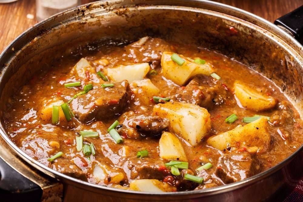 Meat With Onion Casserole