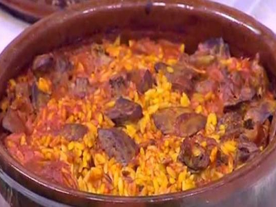 Orzo pasta tagine with meat