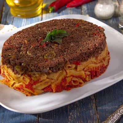طاجن مكرونة باللحمة