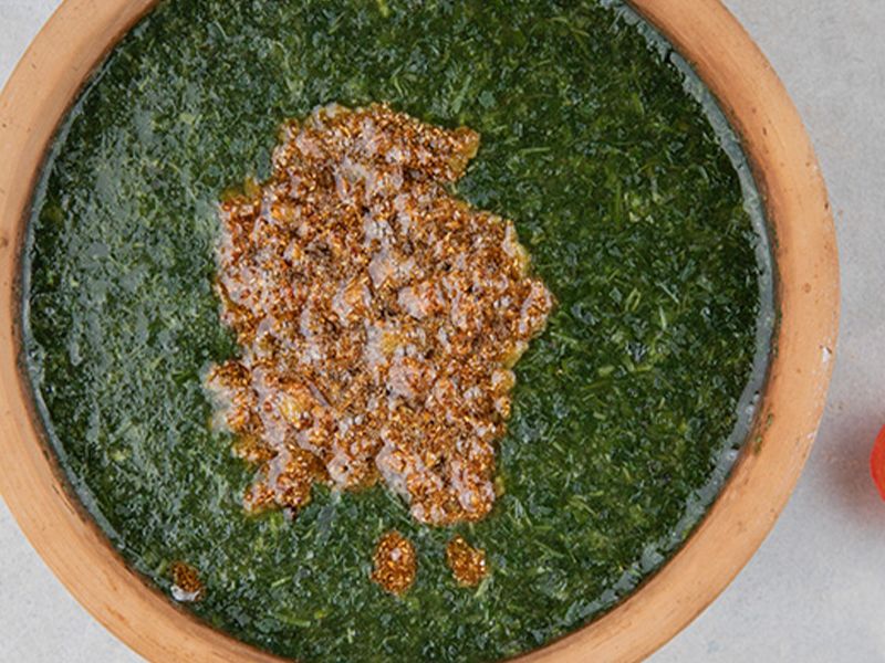 Molokhia With Tasha Pottery Casserole