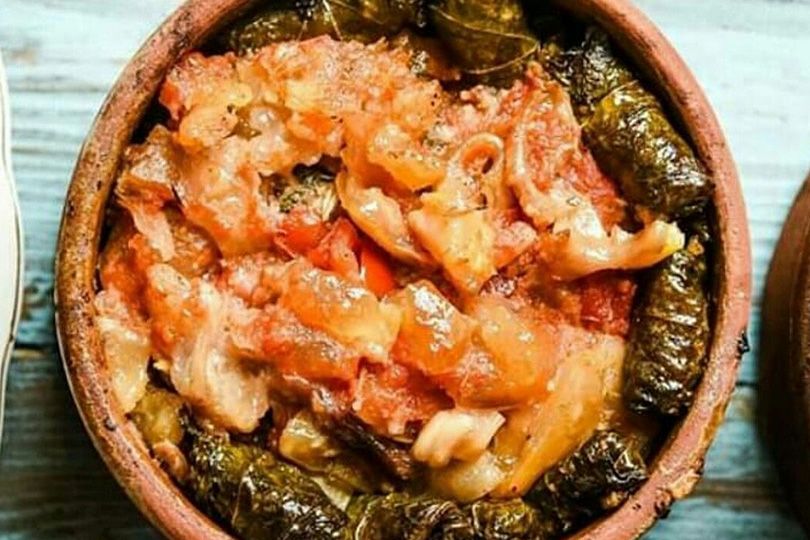 Vine Leaves Casserole with Knuckles