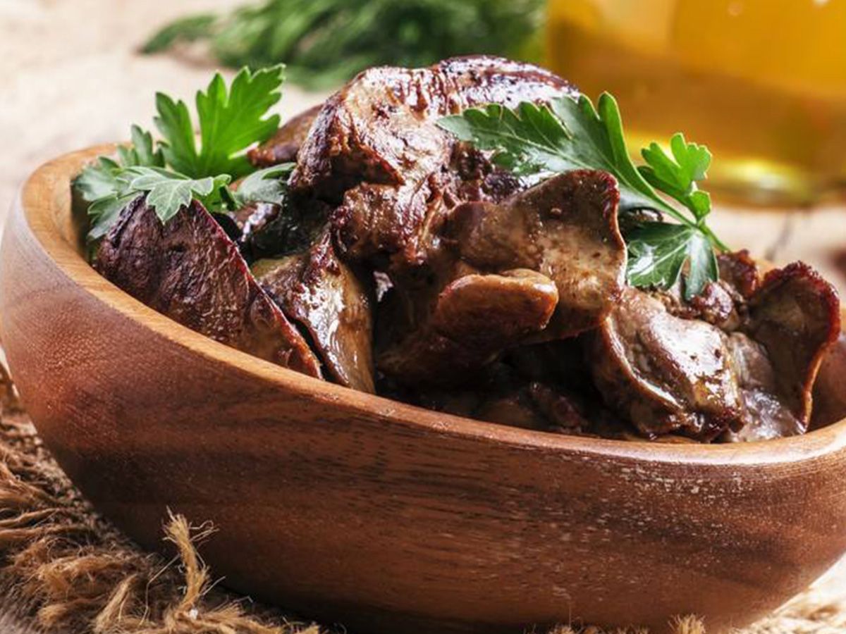 Chicken Liver With Pomegranate Molasses And White Rice Pan