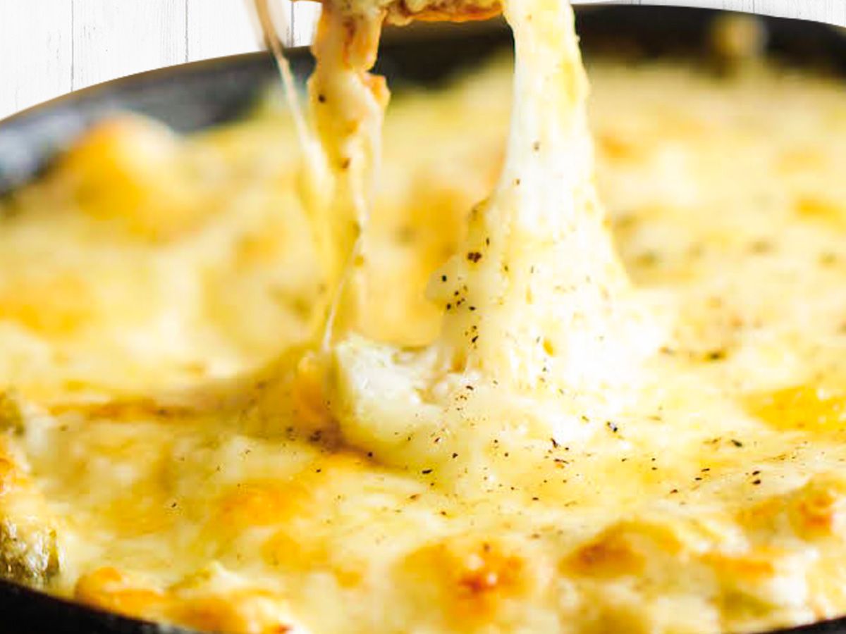 Mixed melted cheese pan