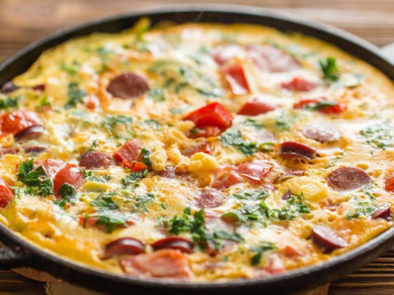 Egg Pizza With Cheese Pan