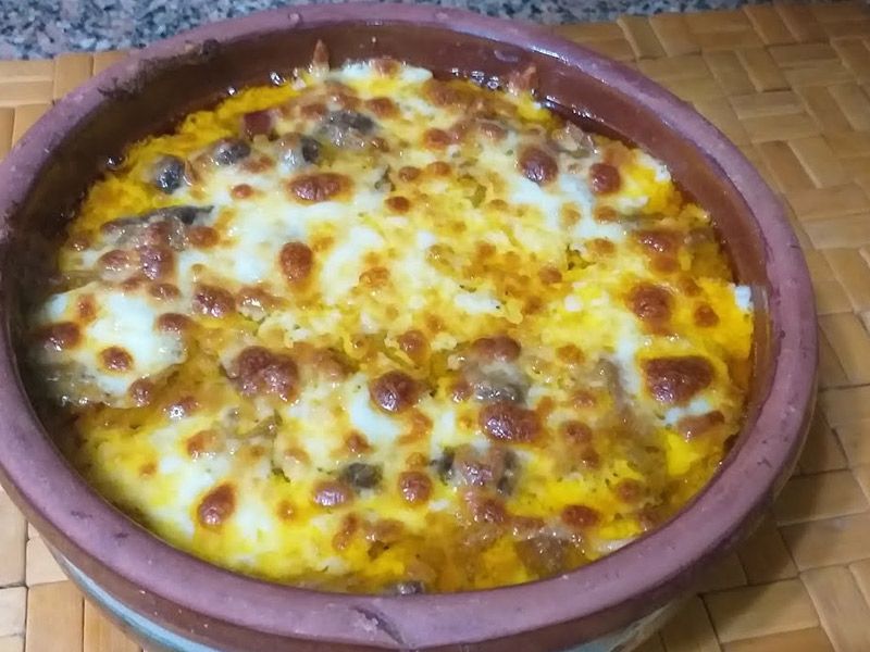 Oriental Sausage With Cheese Pan