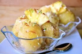 Pineapple With Ice Cream Platter