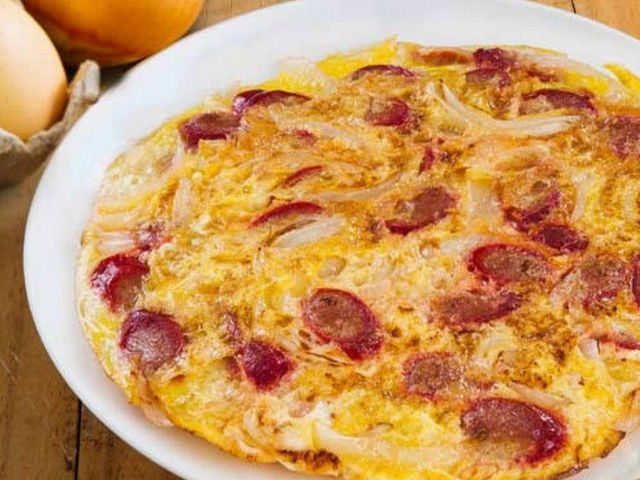 Hot Dog Omelette